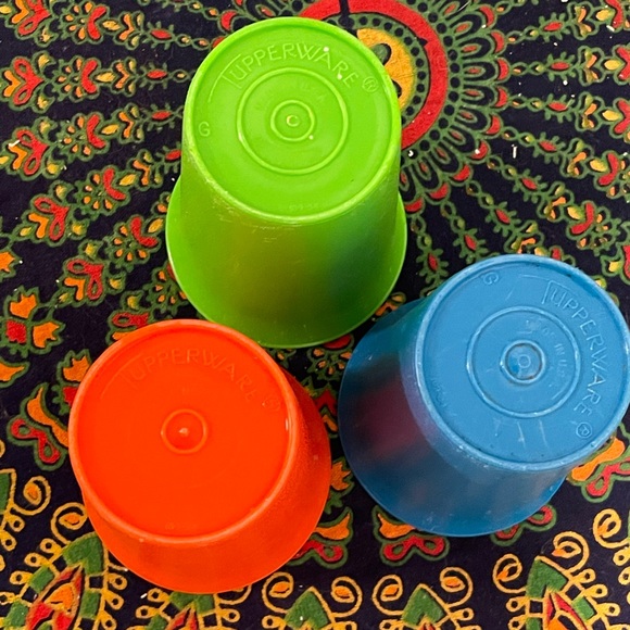 Vintage Tupperware kids 3pc cup set. EUC! - Picture 3 of 7